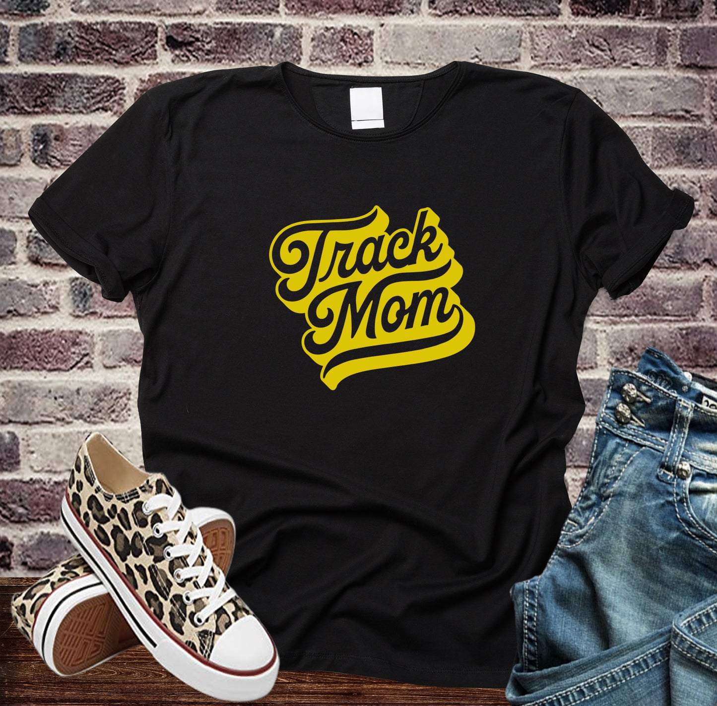 Retro Track Mom
